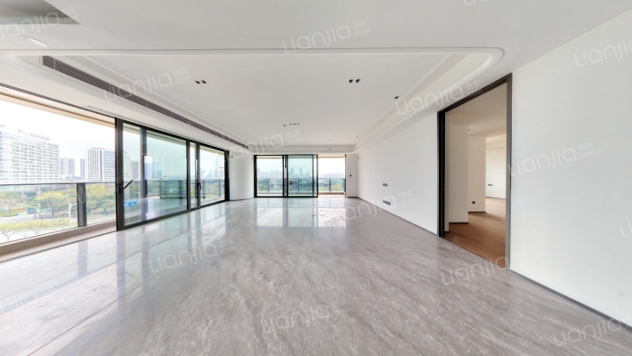 华侨城天鹅堡二期二手房实景图