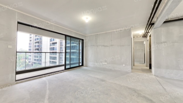 星河WORLD二期二手房实景图