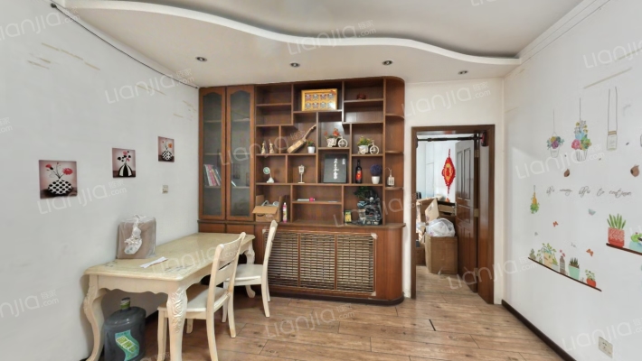 重汽嘉盛苑二手房实景图