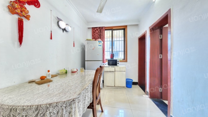 劳动路100号二手房实景图