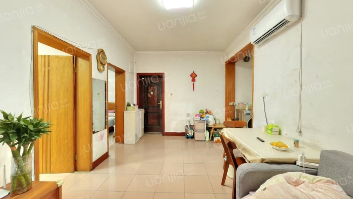 人和路6号院二手房实景图