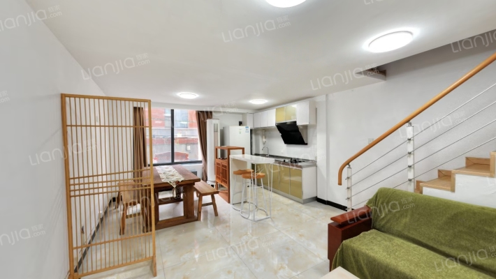 紫晶龙华广场二手房实景图