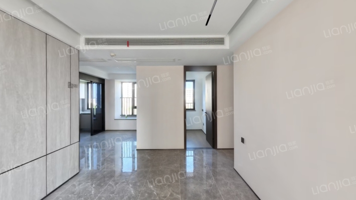 特房樾鸣湾二手房实景图