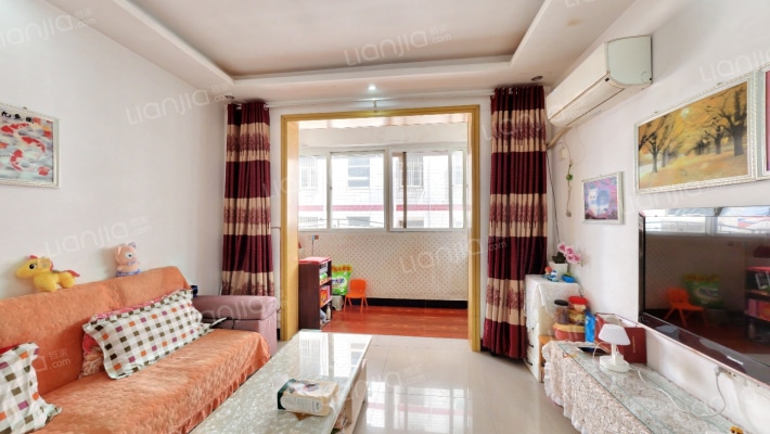 东方红小区二手房实景图