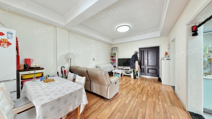 金湖居二手房实景图