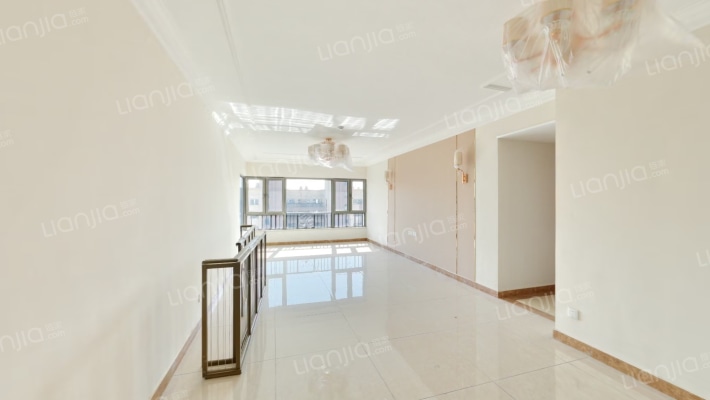 恒大中央广场六期二手房实景图