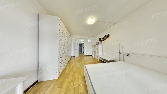 青年公寓二手房实景图