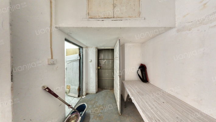 民族路100号院二手房实景图