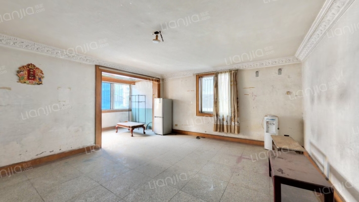 高升公寓二手房实景图