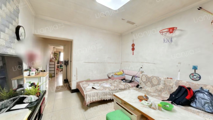 张仪村4号院二手房实景图