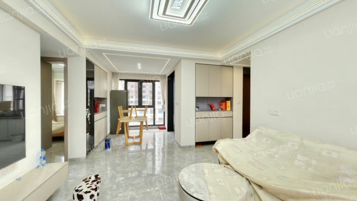 锦天天悦华府二手房实景图