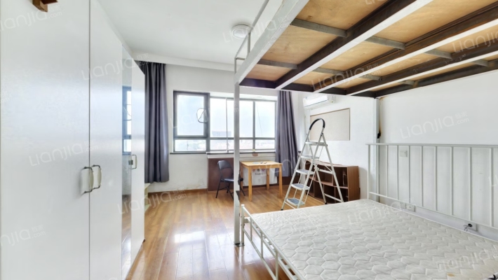 上海诗林(公寓)二手房实景图