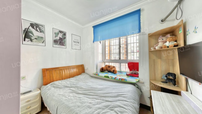 爱博一村二手房实景图