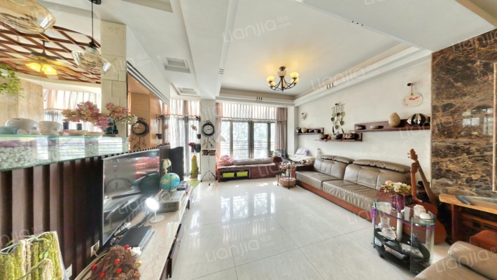 云深处二手房实景图