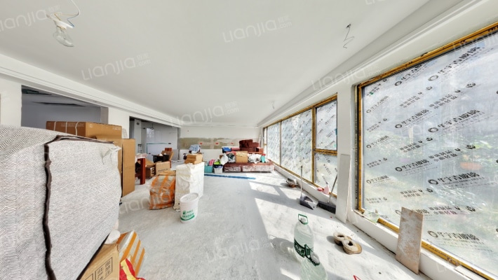 青特缦云二手房实景图