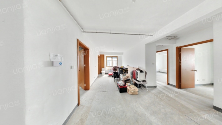 访梅中园二手房实景图