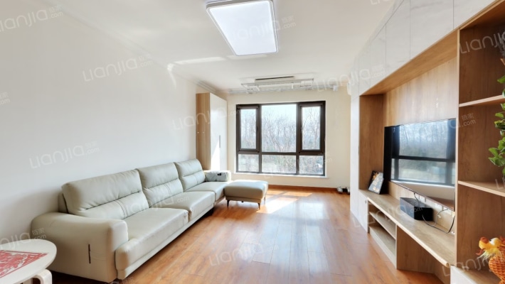 中海丽春湖墅二手房实景图