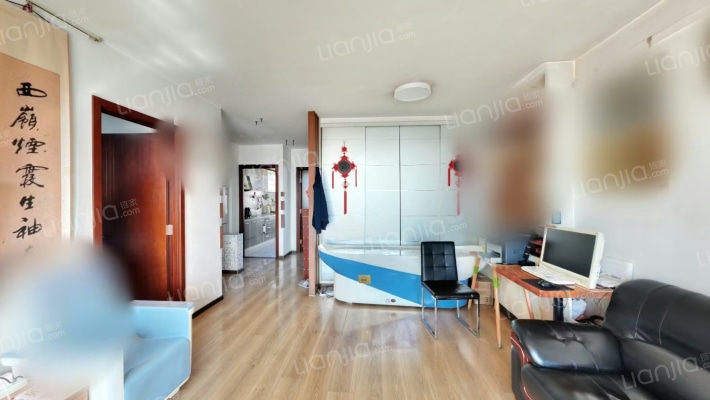 彩虹城二区二手房实景图