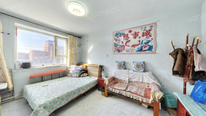 交通公司小区二手房实景图