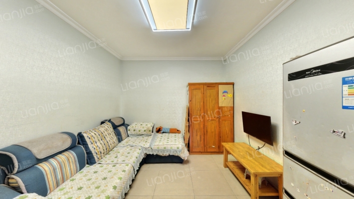 轻轨志龙居二手房实景图