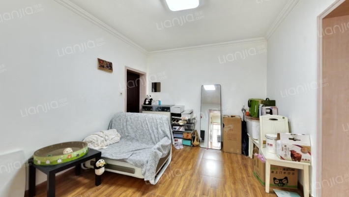 中道街88号院二手房实景图