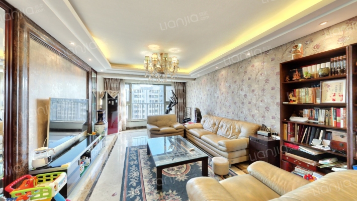 长阳半岛怡和路8号院二手房实景图