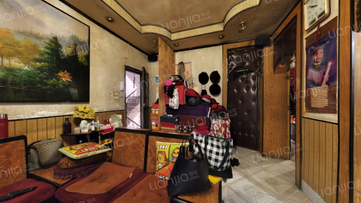 贵钢宿舍二手房实景图