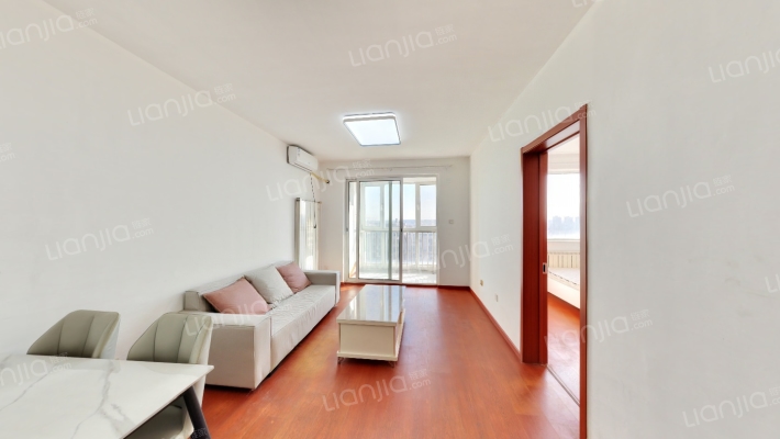 泰福苑D3区二手房实景图