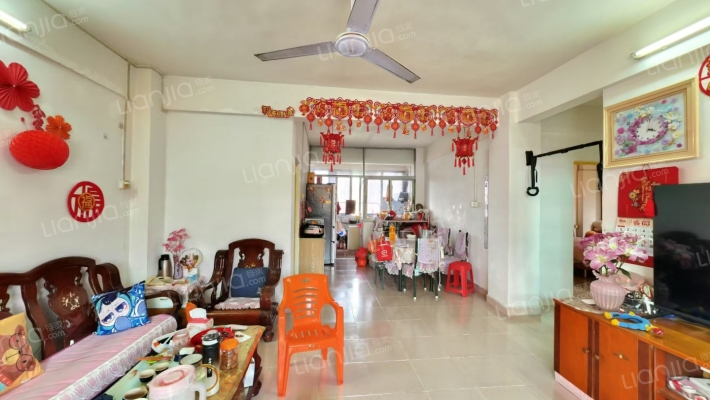 教师小区二手房实景图