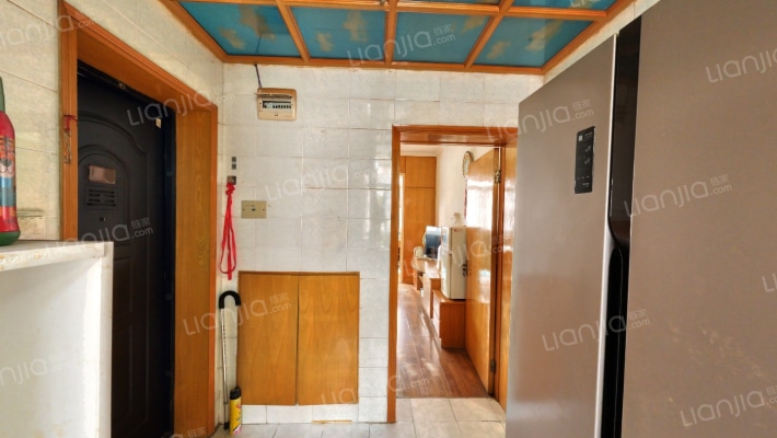 苜卫路13号二手房实景图