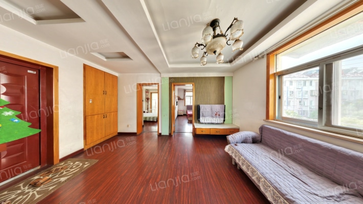 和燕路463号二手房实景图