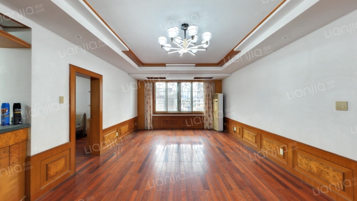 侨隆花园A区二手房实景图