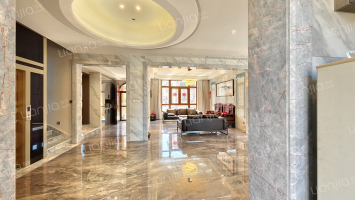 见山独栋二手房实景图