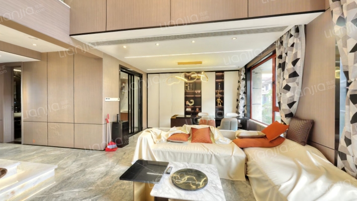 九天藏珑二手房实景图