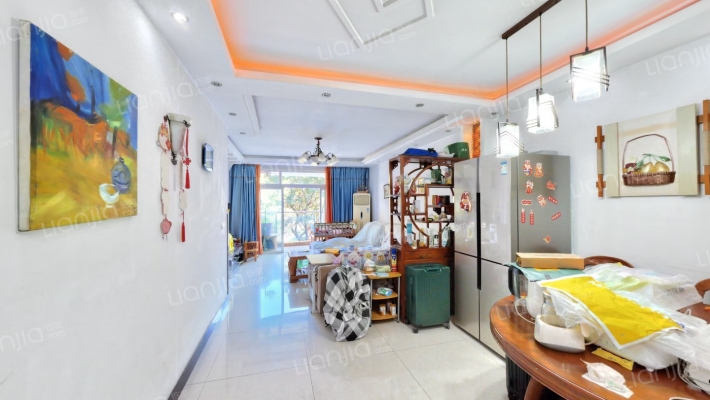 银海峰景二手房实景图