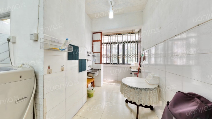 中道街131号二手房实景图