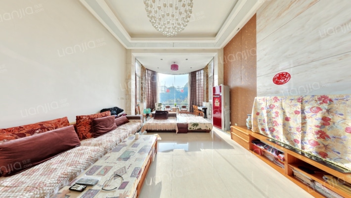 西区花园别墅绿之韵二手房实景图