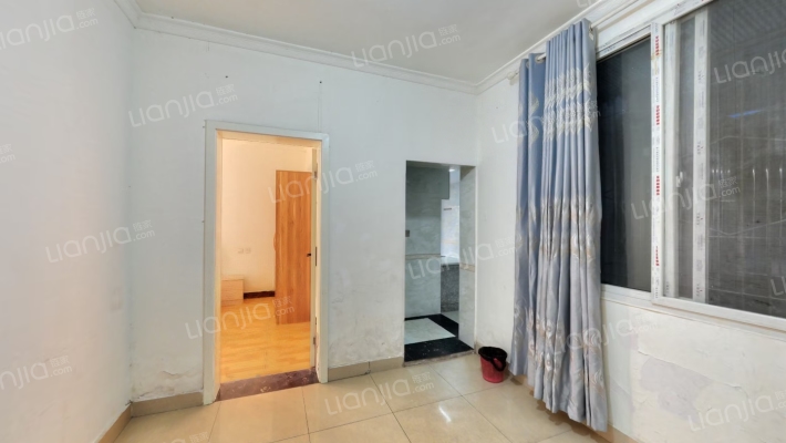 东较场街125号二手房实景图