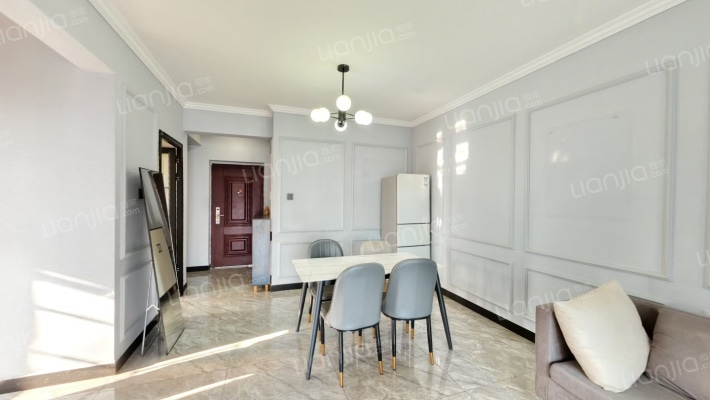 滨河嘉园二手房实景图