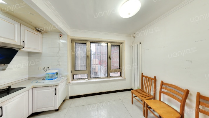 青年公寓二手房实景图