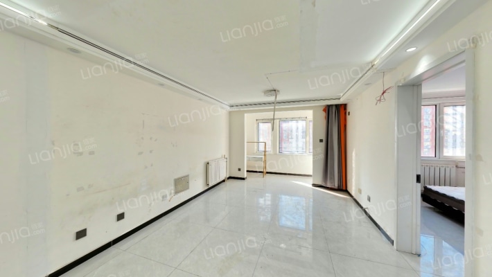 金泰丽富嘉园北区二手房实景图