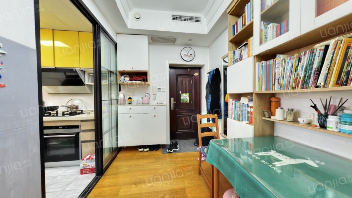 人定湖西里二手房实景图