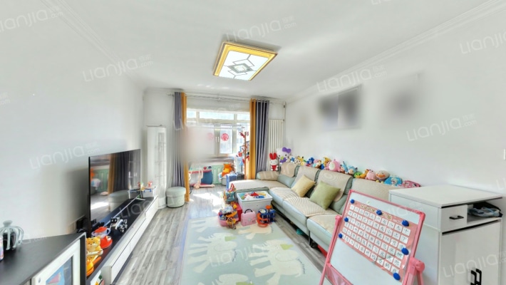 温泉花园B区二手房实景图