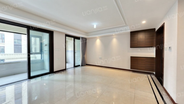 蓝光公园锦汇二手房实景图