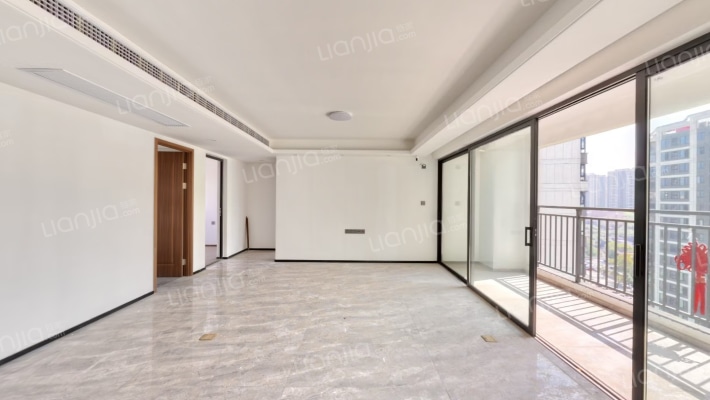 金茂越秀雨花金茂智慧科学城二手房实景图