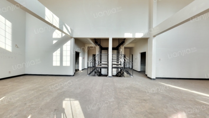 融创凡尔赛花园Ⅱ期二手房实景图