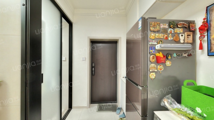 新兴中巷二手房实景图