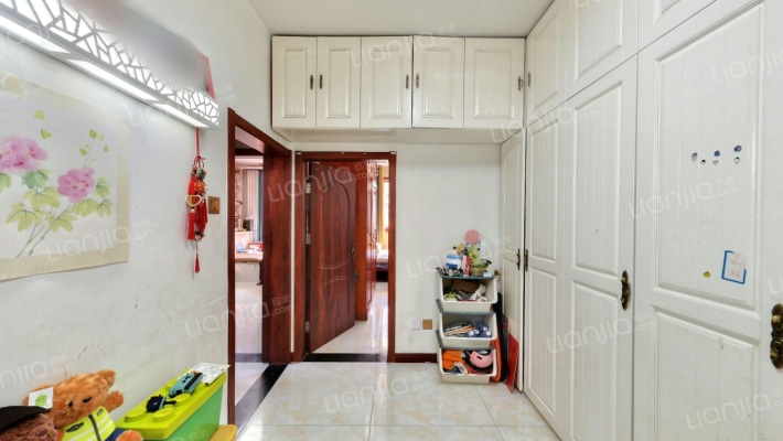 前半壁街35号院二手房实景图