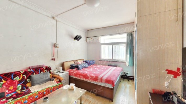 交警宿舍二手房实景图