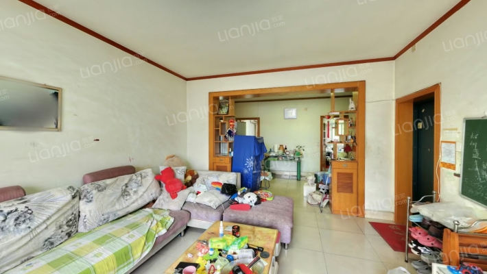 天生路155号二手房实景图